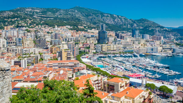 Вид на Монте-Карло с Монако
